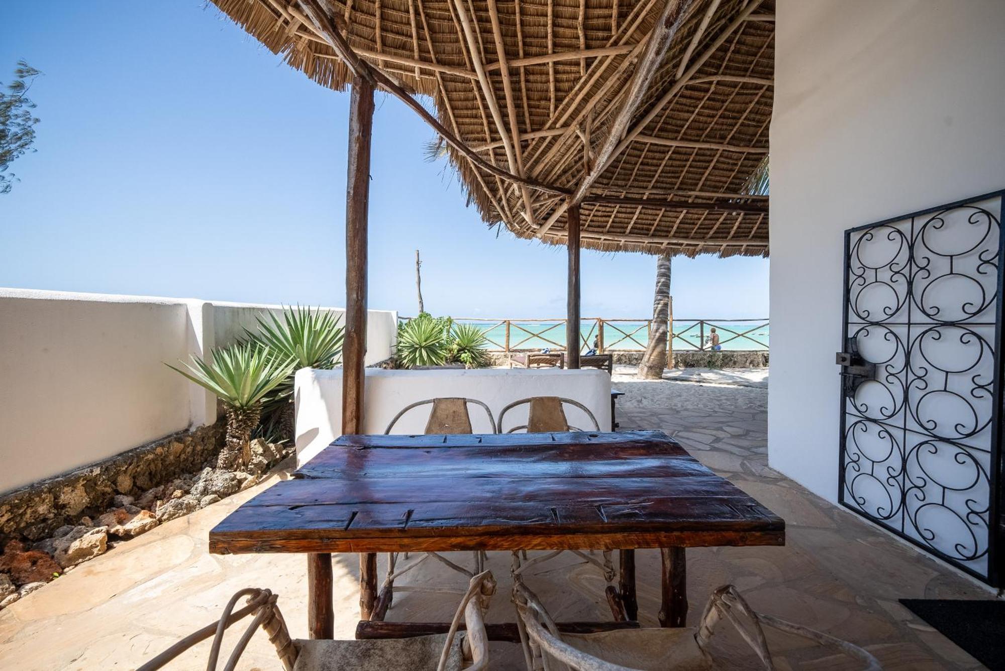 Beachfront Villa Patti Zanzibarhouses Kiwengwa  Dış mekan fotoğraf